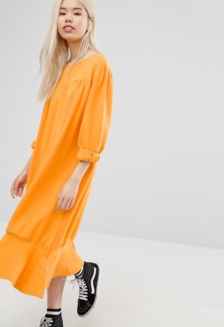 Abito con orlo a balze - 70 euro circa